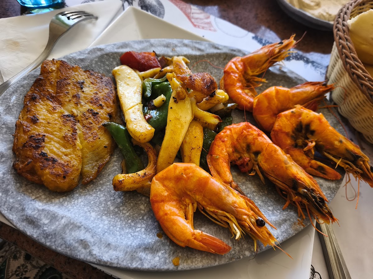 Al Halaka Fish Restaurant detail