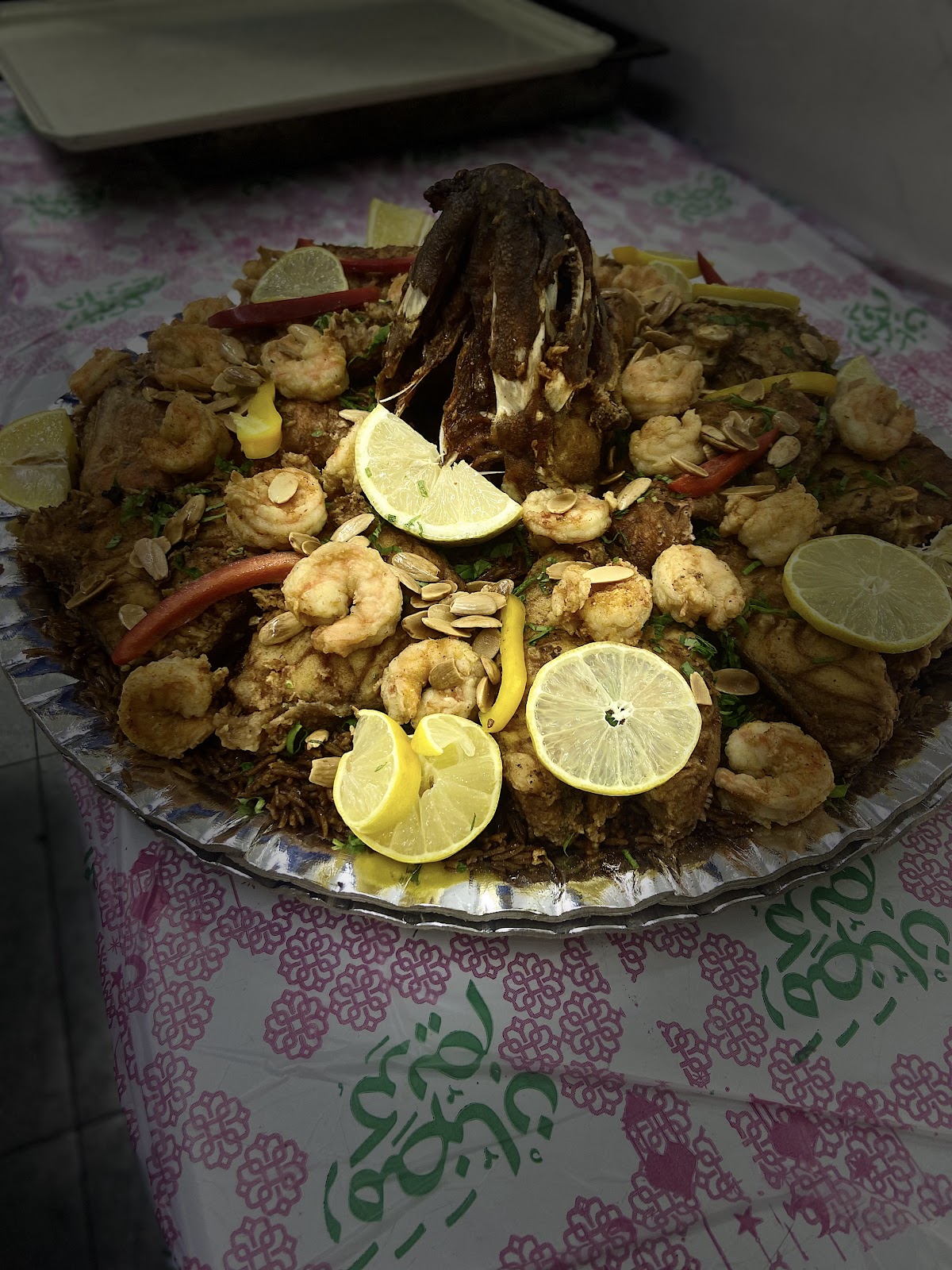 المحتسب لبيع الاسماك الطازجه detail