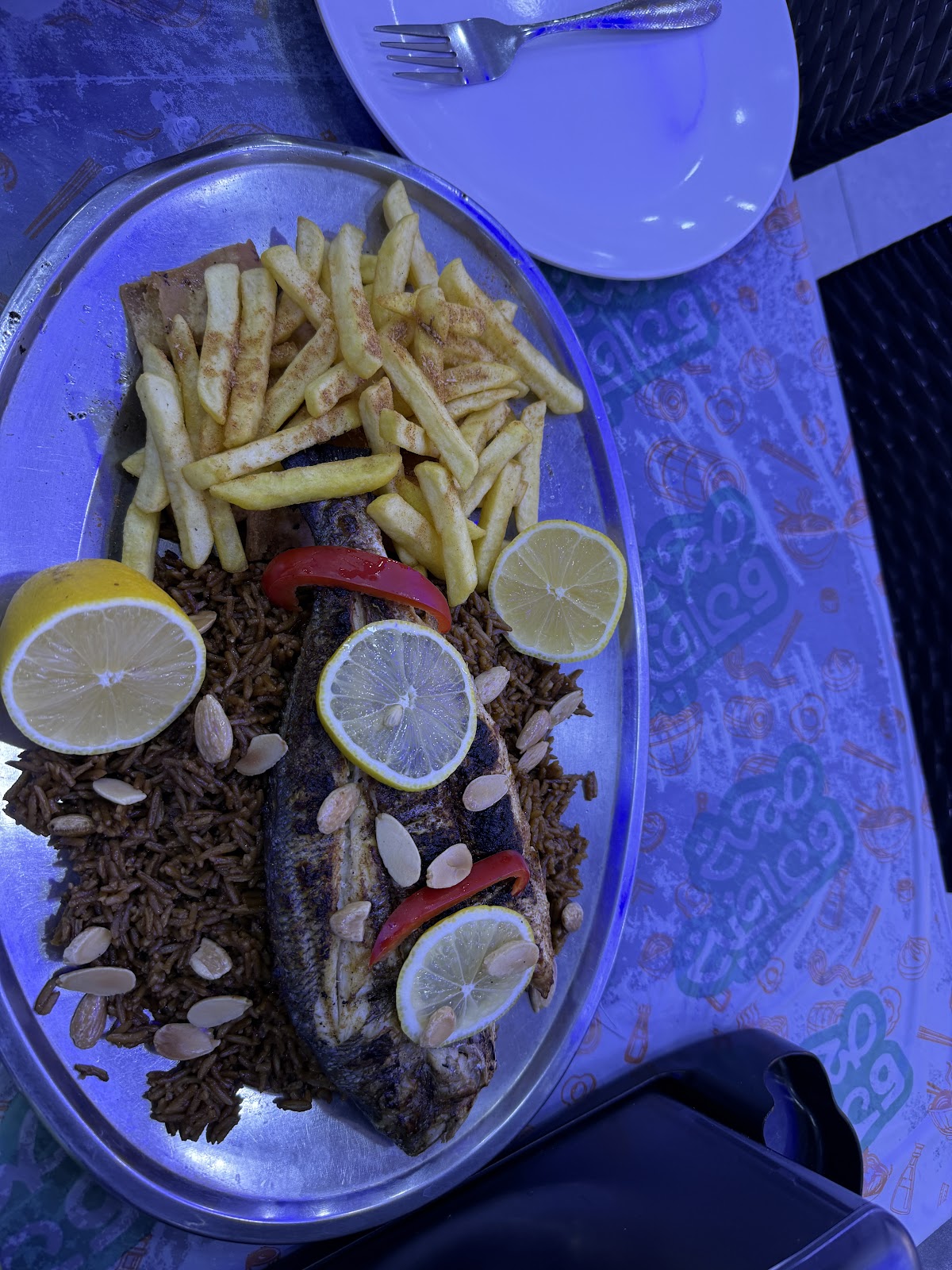 المحتسب لبيع الاسماك الطازجه detail