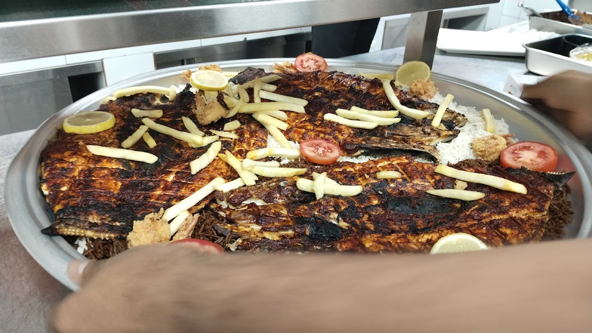 AlMurjan Seafood Restaurants Abruq Ar Rughamah مطعم المرجان للماكولات detail