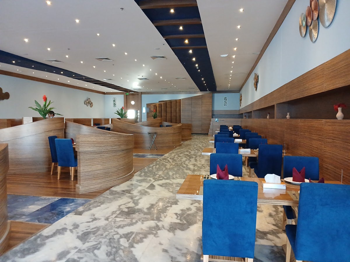 AlQalzam Seafood Resort | منتجع القلزم للمأكولات البحرية detail