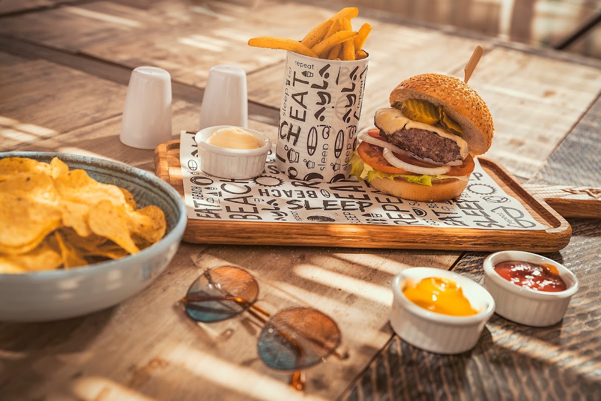 B12 Beach Club detail