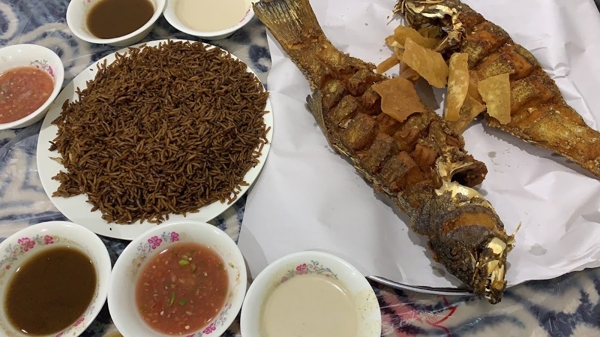 Ba’eshen Seafood detail