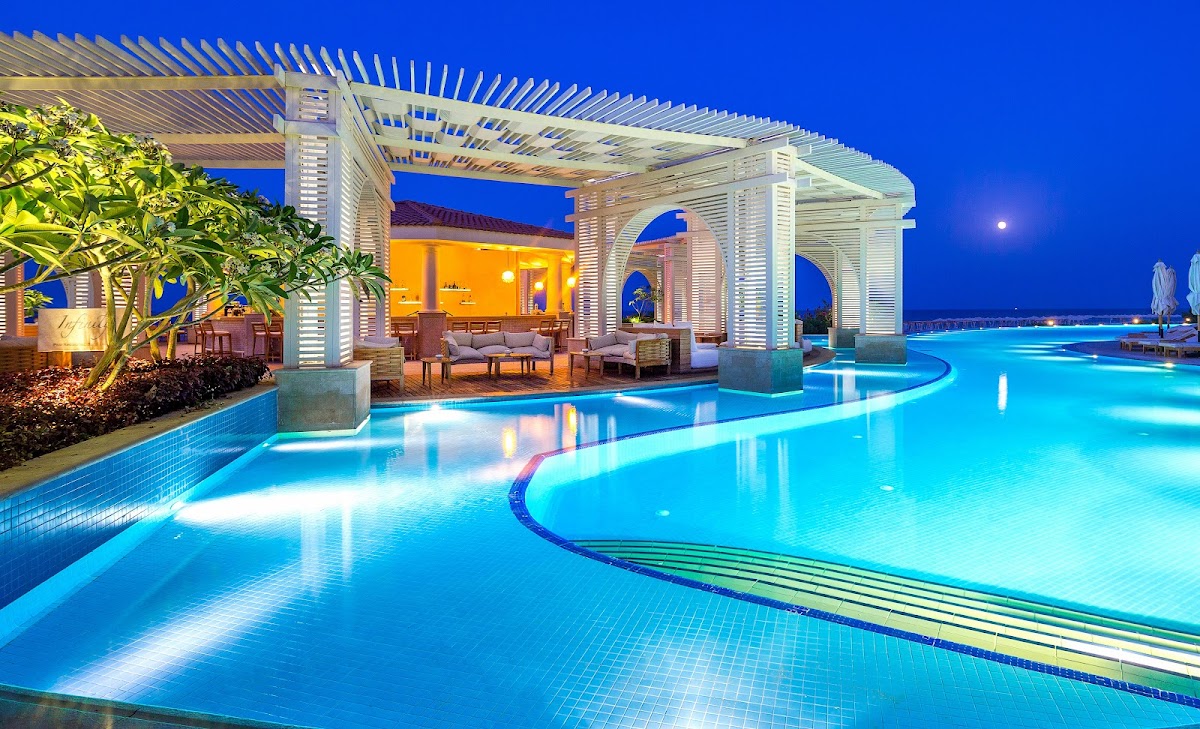 Baron Palace Sahl Hasheesh detail