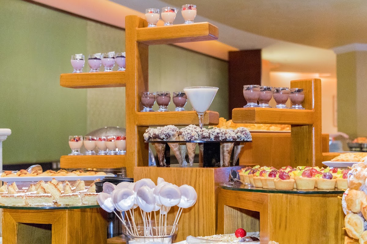 Corniche Restaurant - InterContinental Aqaba Resort detail