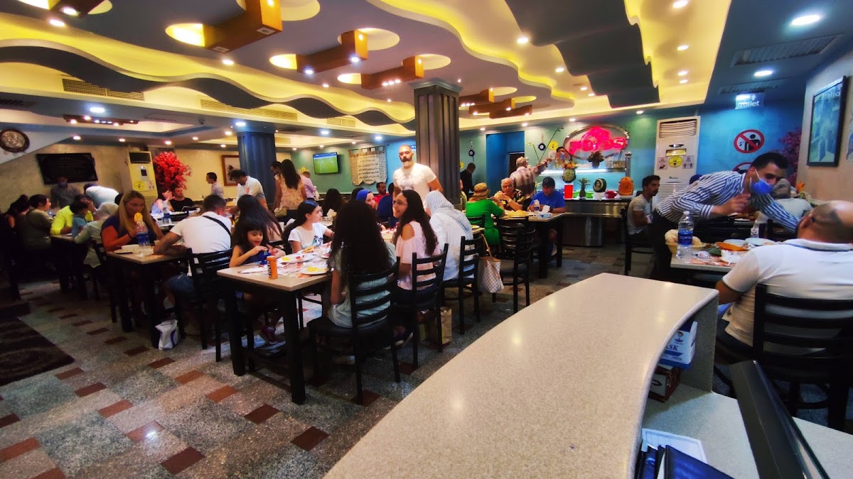 Fares Seafood Restaurant Old Market al-shaba مطعم فارس للماكولات البحرية - Gallery
