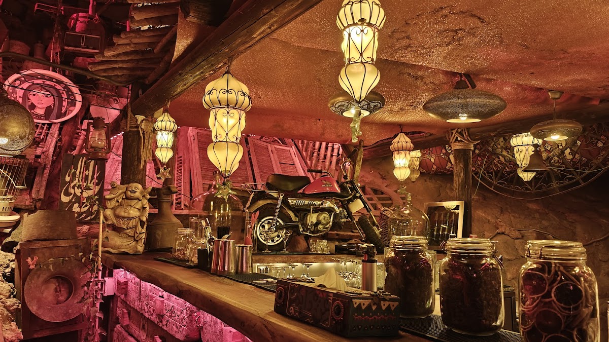 Farsha beach lounge detail