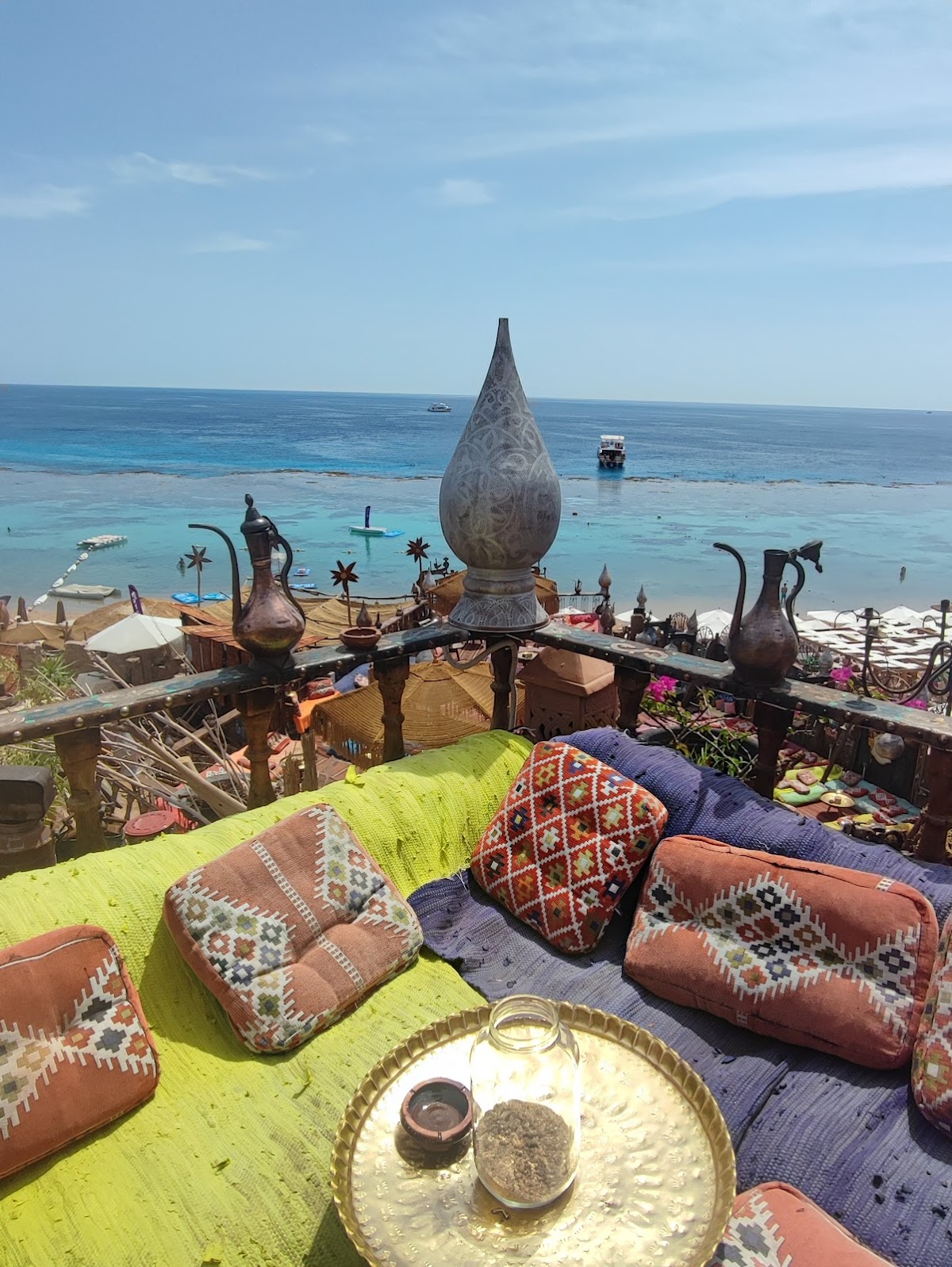 Farsha Cafe detail