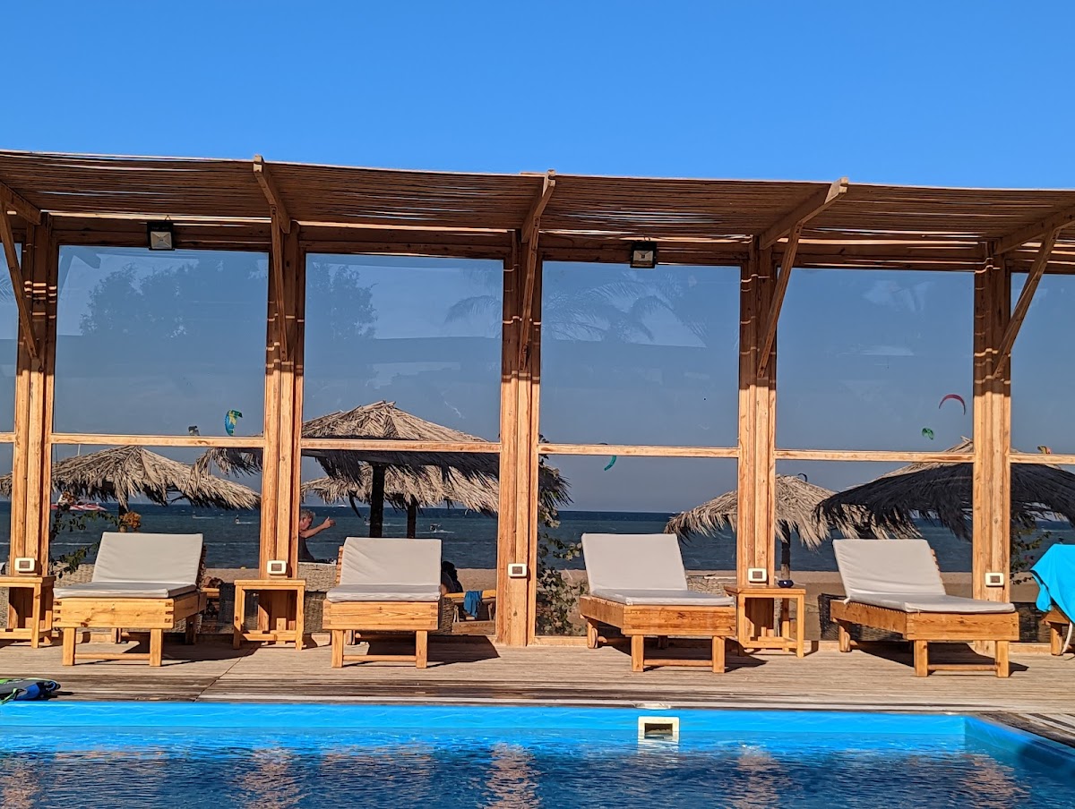 KBC El Gouna Kiteschule - Kitesurf & Wingfoil Center mit Pool detail