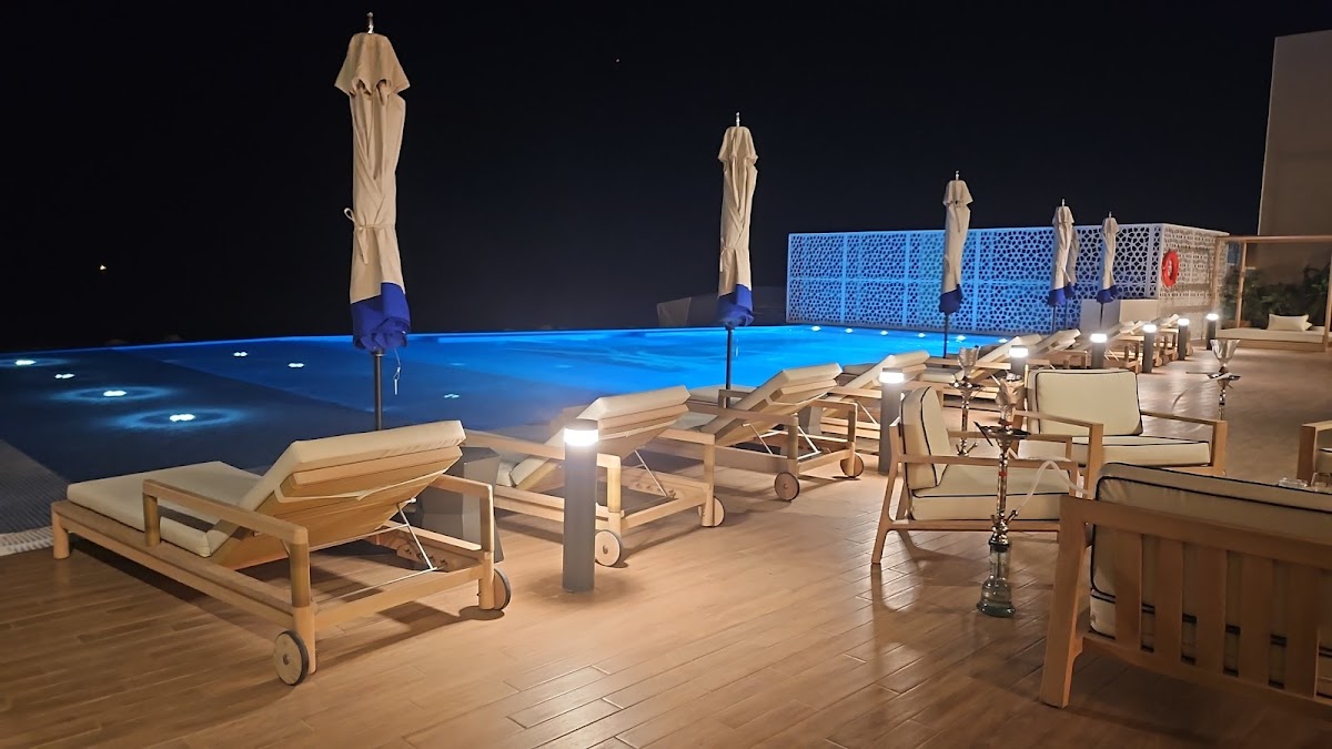 La Mer Restaurant & Beach Club detail