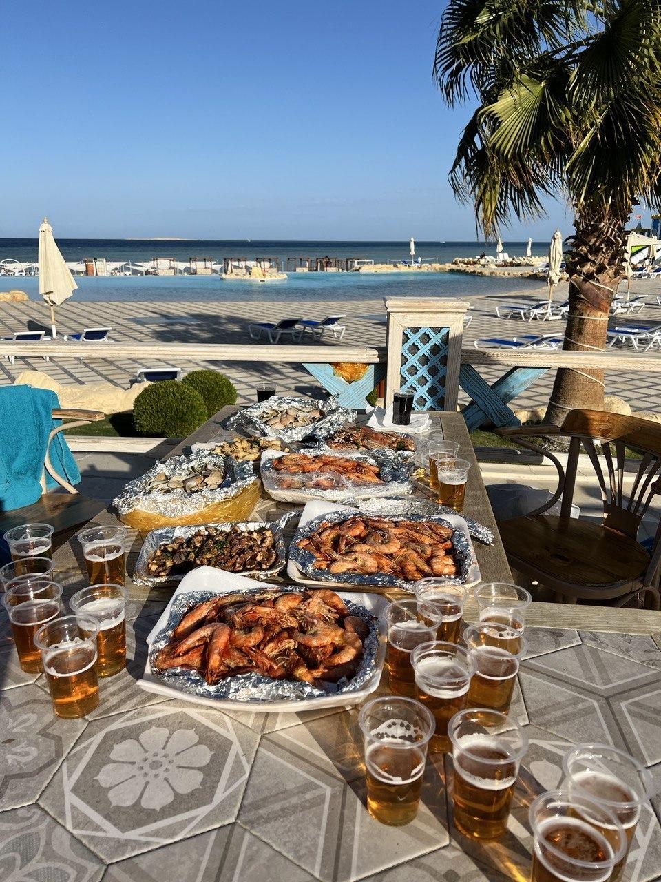 Langosta Seafood_Продавец Креветок Мухаммед detail