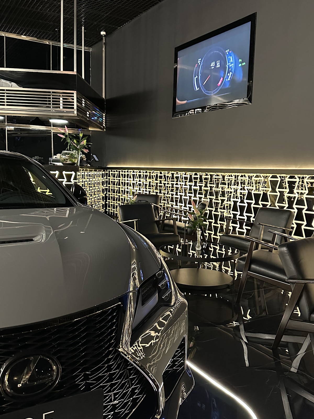 Lexus Lounge | لكزس لاونج detail