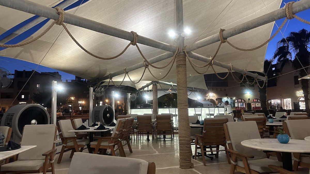 Maritim Restaurant & Bar detail