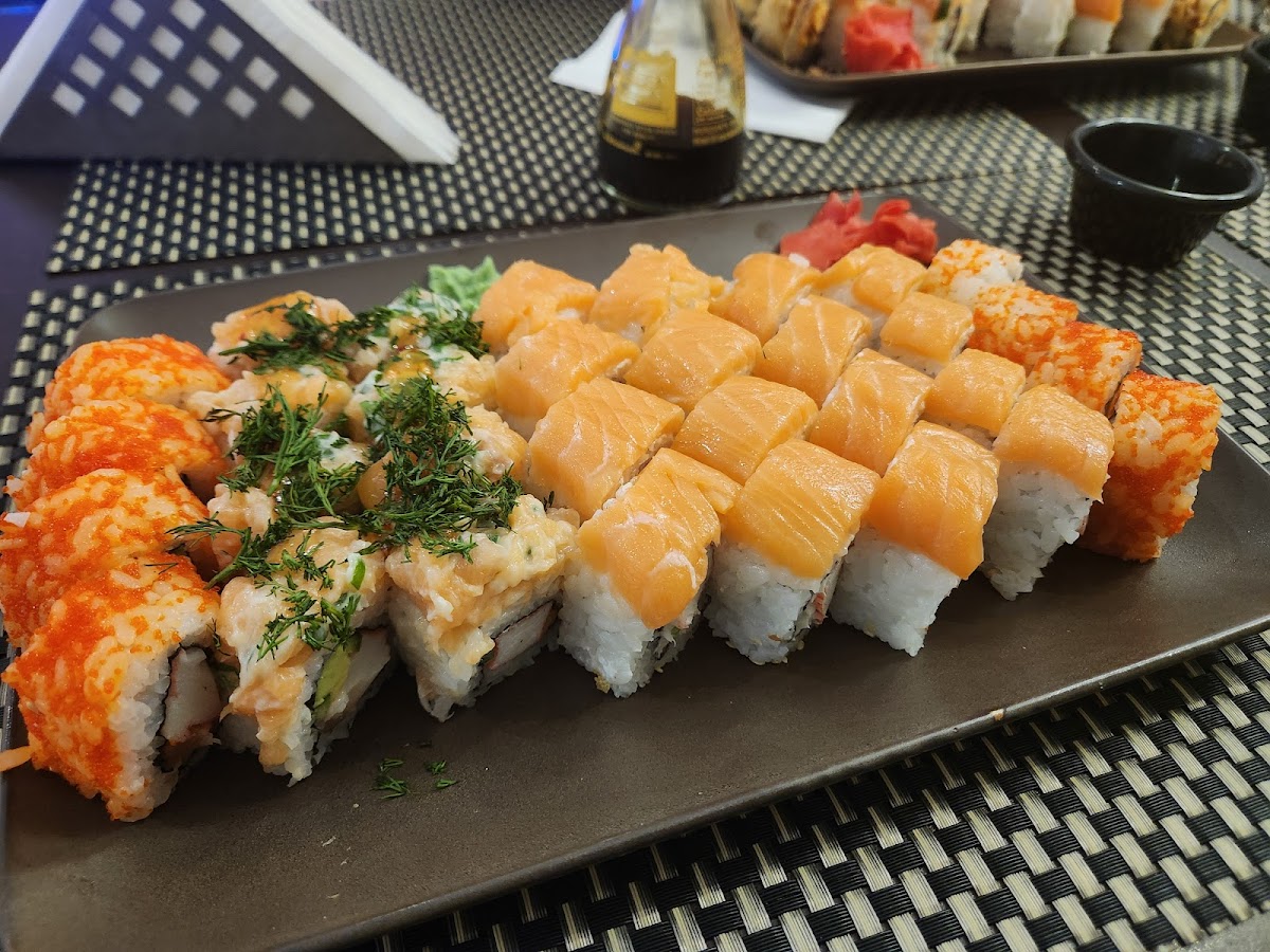 Mon Reve Sushi Restaurant and Cafe detail