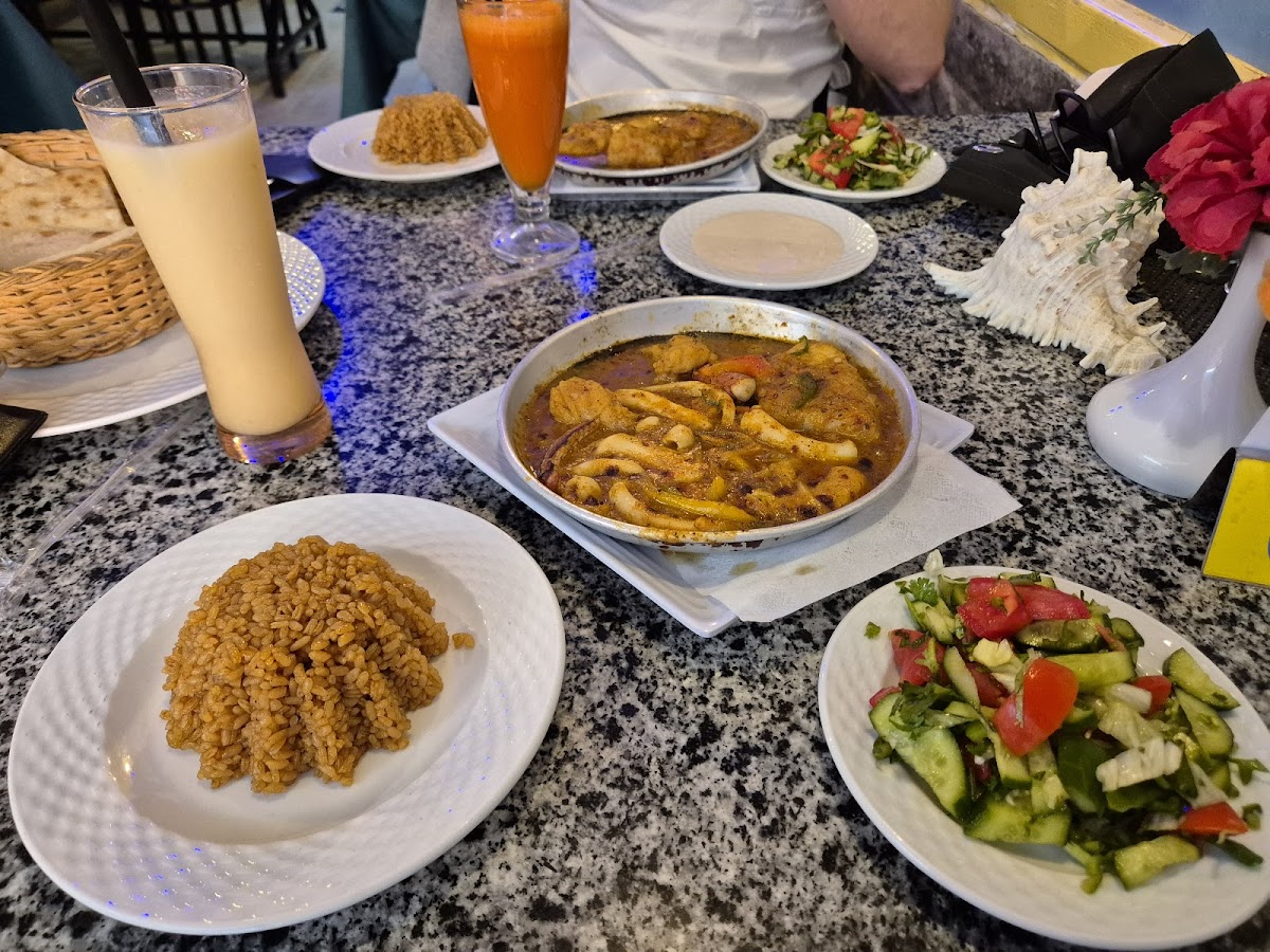 مطعم اسماك المصطفي Almustafa Fish Restaurant detail