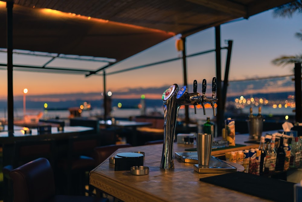 Neptune Grill & Beer
