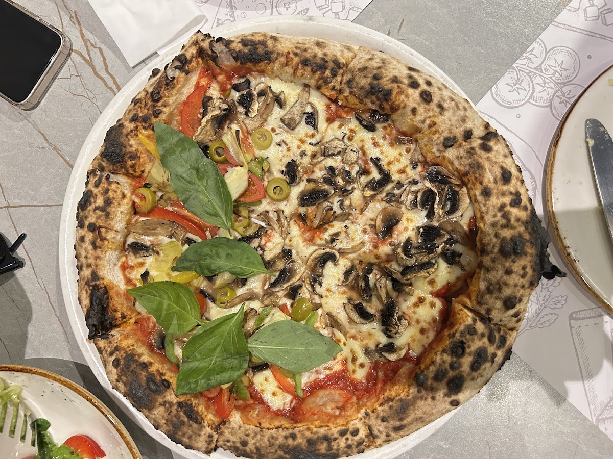 Pachi pizza & pasta-Ayla detail