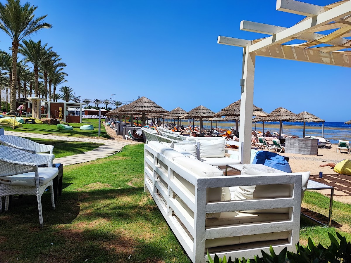 Rixos Beach Bar detail