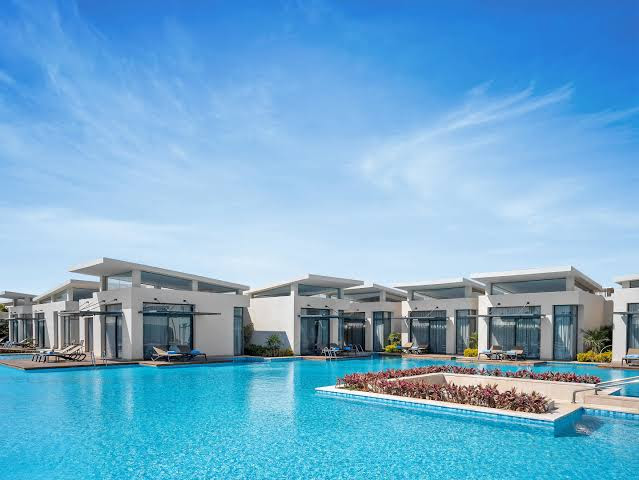 Rixos Premium Magawish Suites & Villas detail