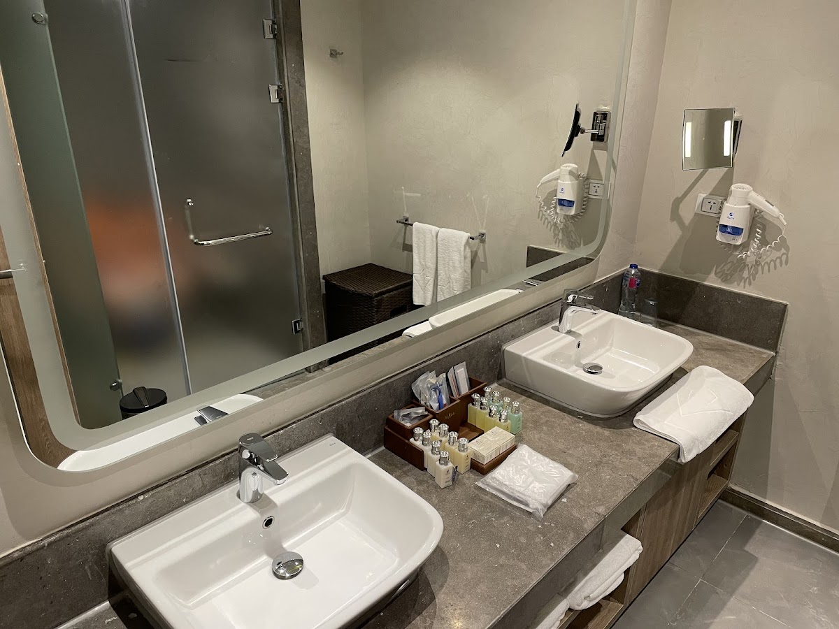 Rixos Premium Magawish Suites & Villas detail