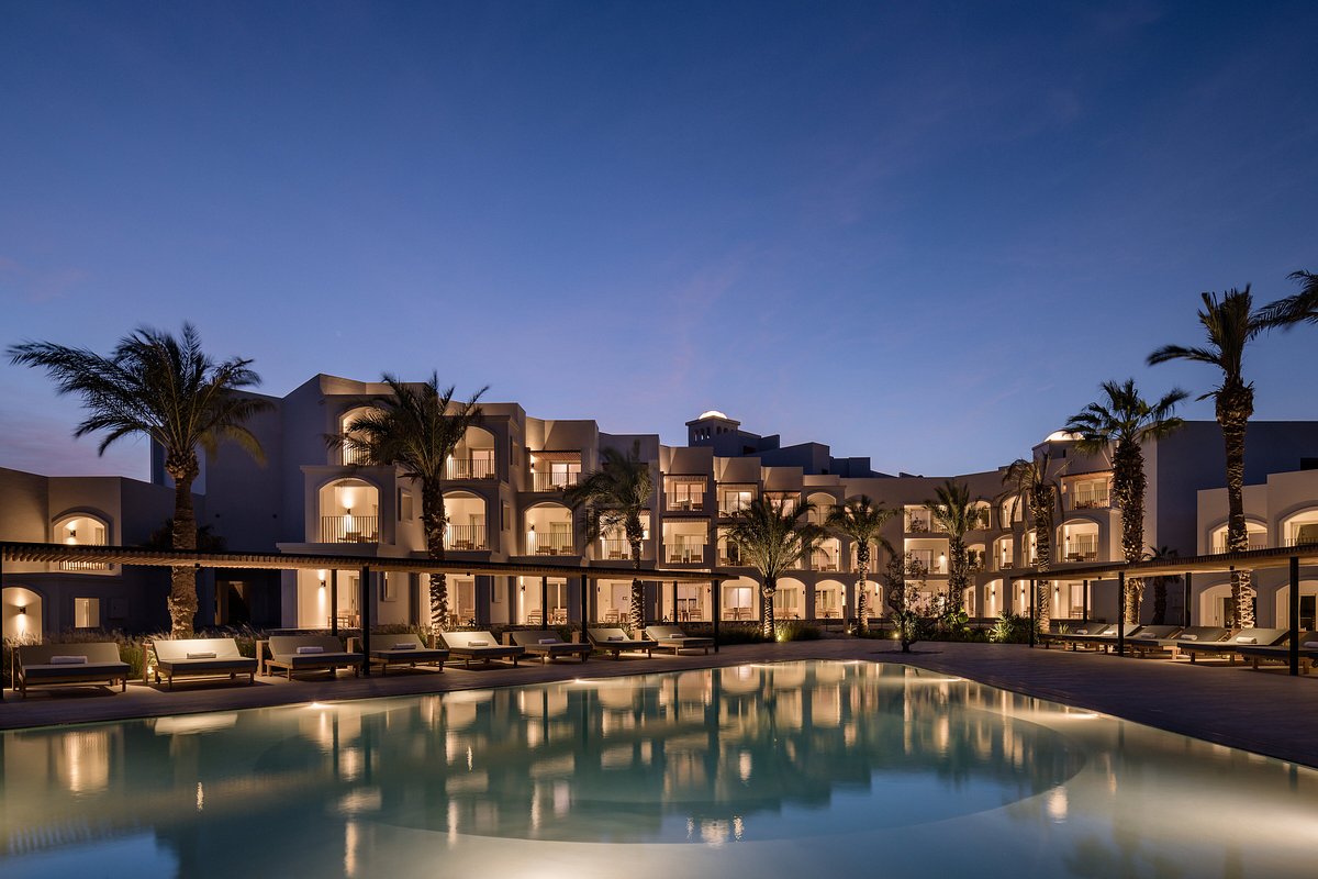 Serry Beach Resort detail