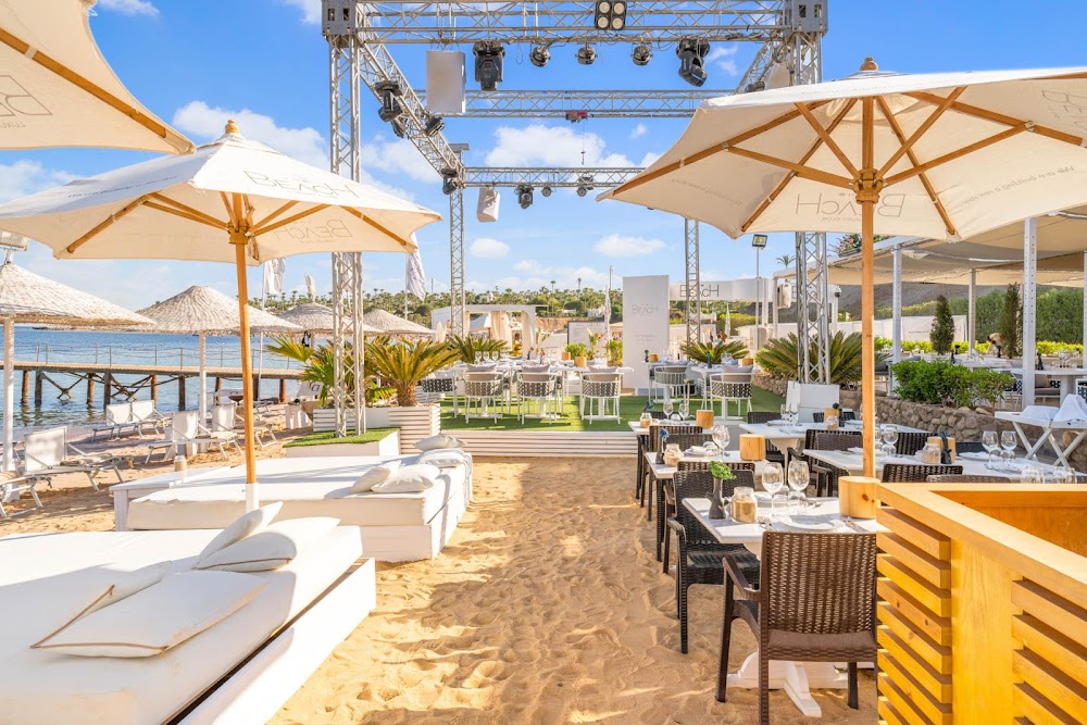 The Beach Luxury Club