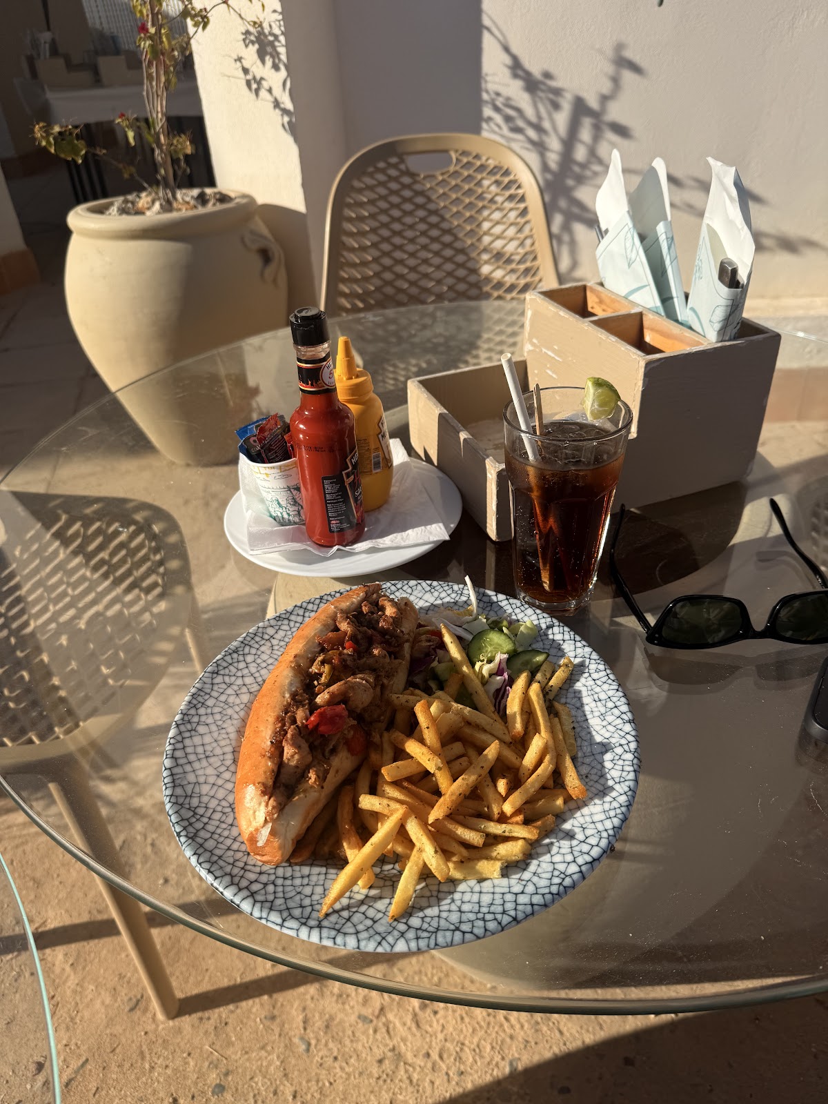 Zeytouna Beach Bar & Restaurant detail