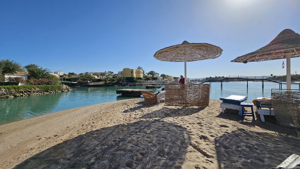 Zeytouna Beach Bar & Restaurant detail
