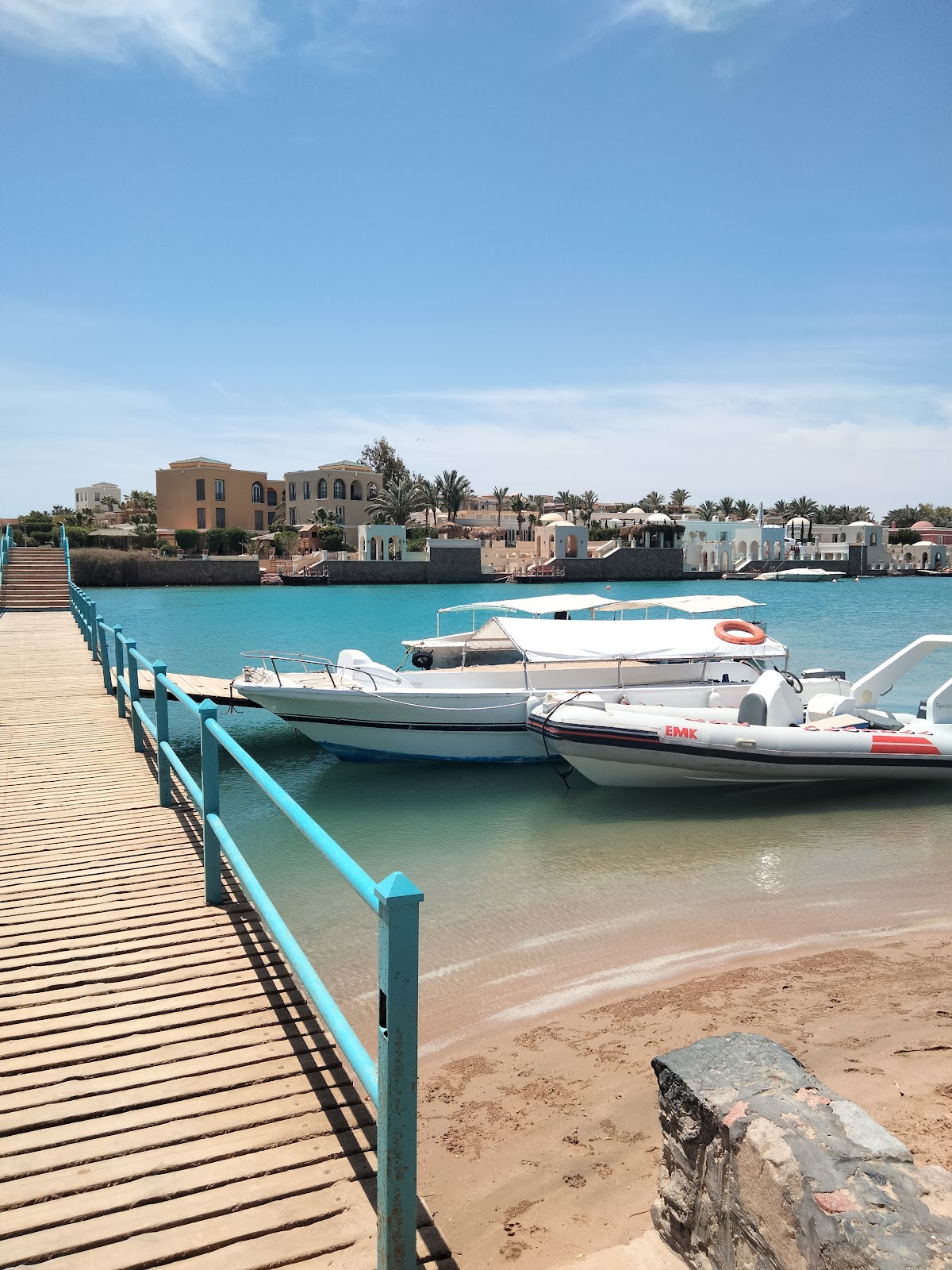 Zeytouna Beach Sea Walk detail